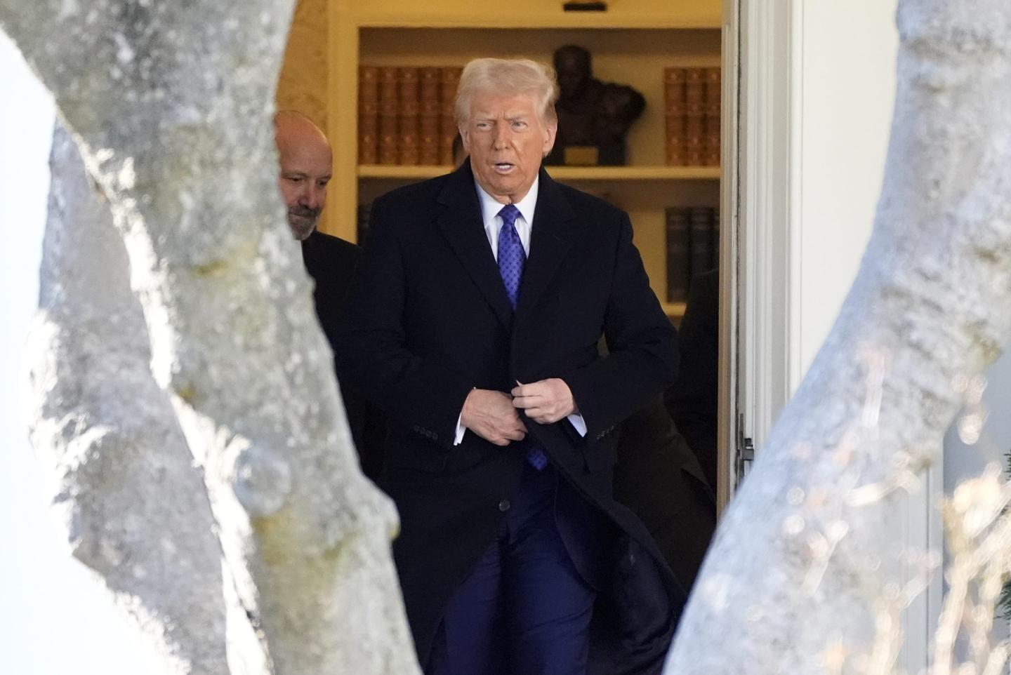 Trump administration wants the Supreme Court to permit the firing of the head of the agency that protects whistleblowers
