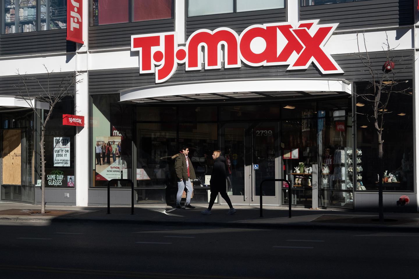 How T.J. Maxx’s parent company became a retail juggernaut thanks to good corporate governance and a no-frills culture