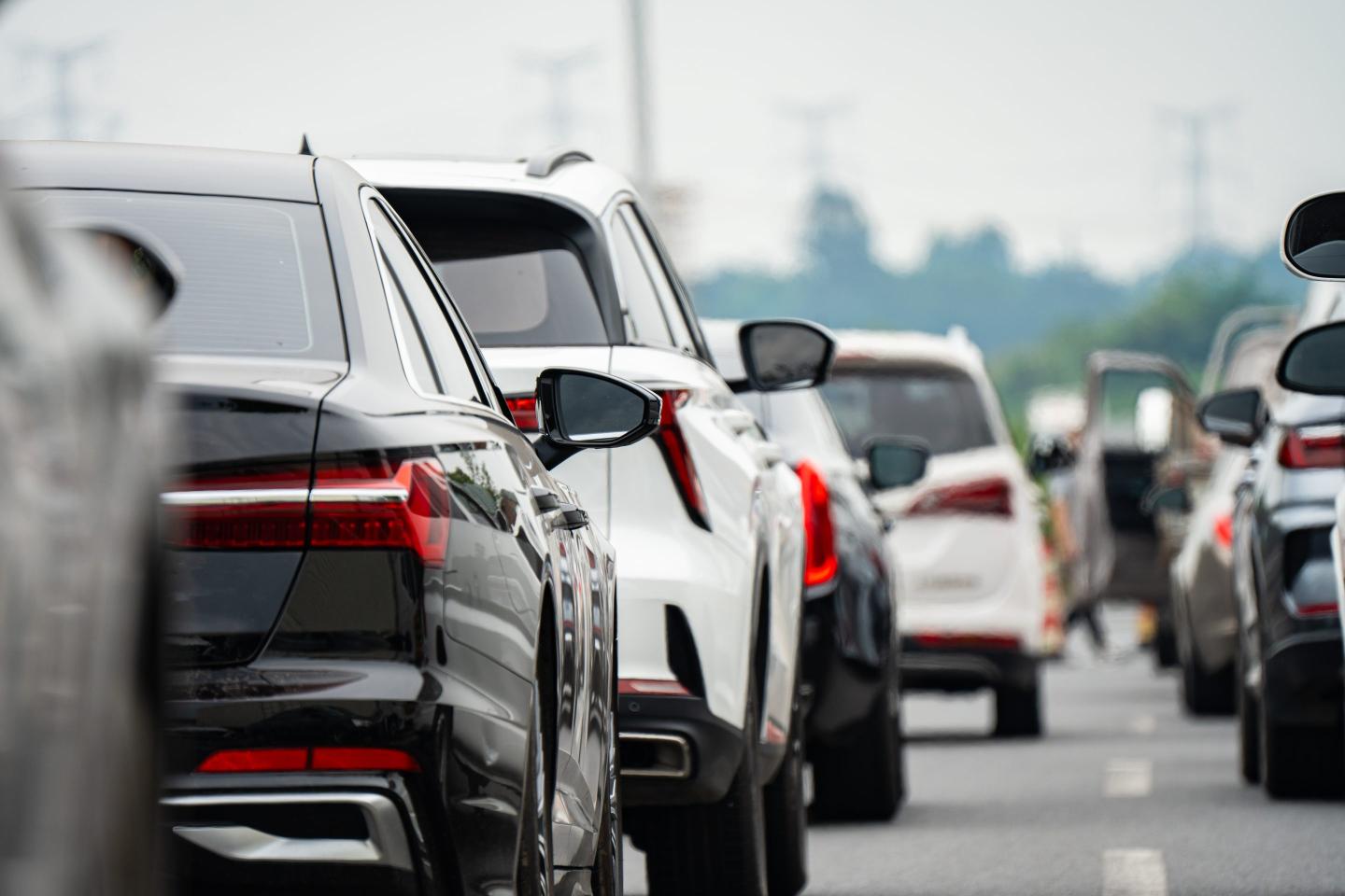 traffic on the freeway