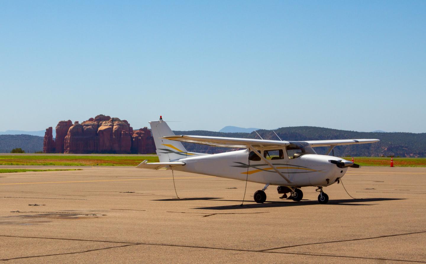 A small Cessna 172 parked in Arizona