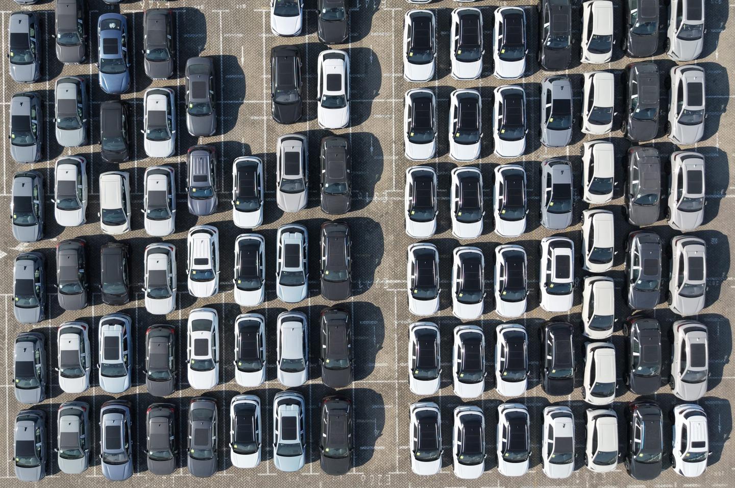 Chinese-made cars in Hangzhou North Railway Station