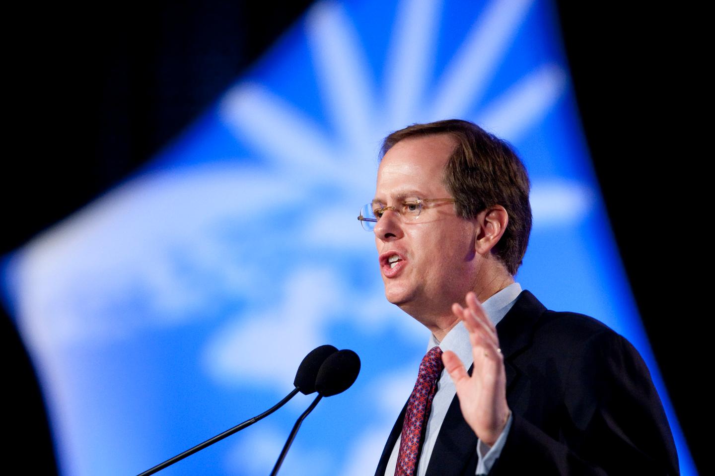 Photo: UNITED STATES - JUNE 16: Steve Odland, chairman and chief executive officer of Office Depot Inc., speaks at a town hall session on the environment during the National Summit in Detroit, Michigan, U.S., on Tuesday, June 16, 2009. The summit, hosted by the Detroit Economic Club, runs until June 17. (Photo by Andrew Harrer/Bloomberg via Getty Images)