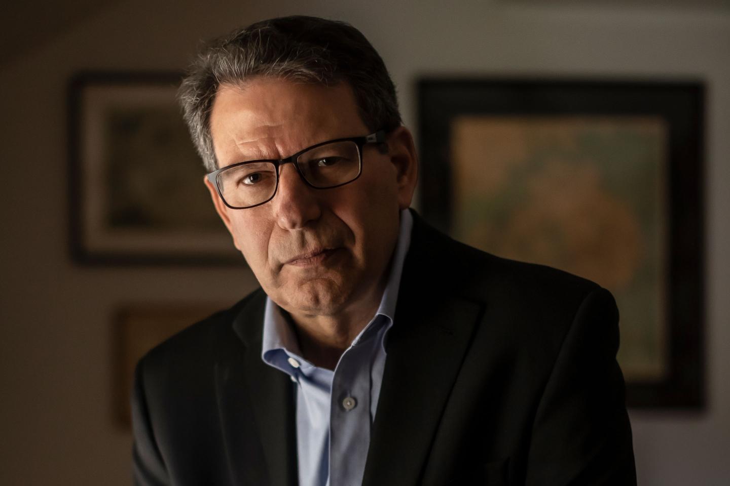 Smaller countries may ‘have to choose’ between the U.S. and China, warns author Robert Kaplan: ‘Great powers in decline can tend to be very aggressive’
