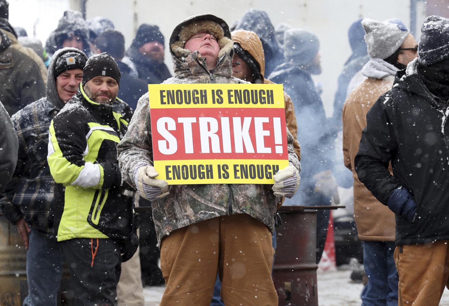 National Guard helps run New York prisons as state fires 2,000 guards for refusing to return to work after ‘illegal’ 22-day strike