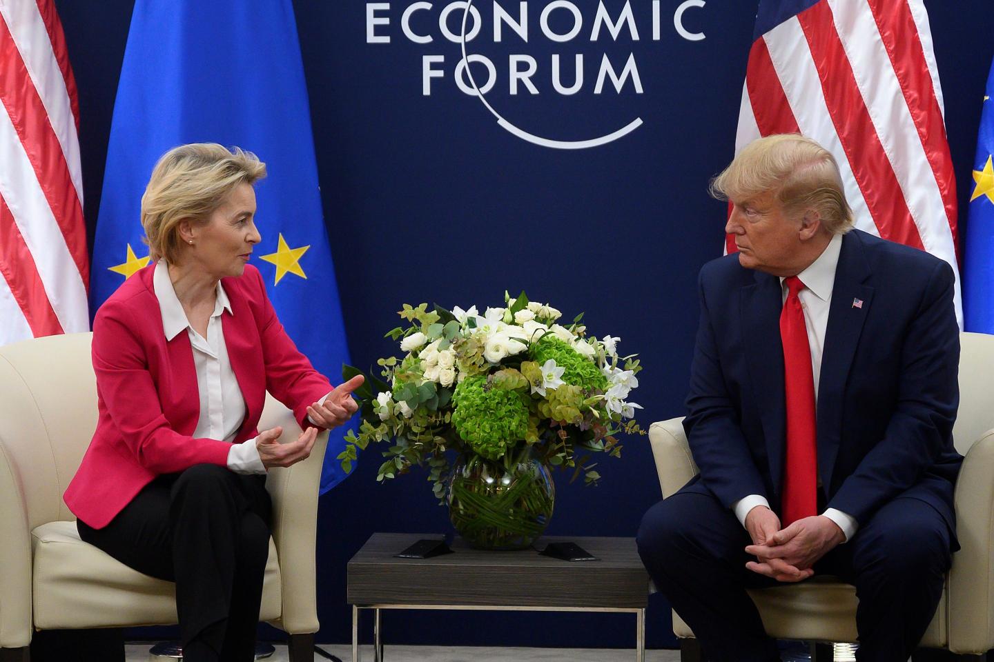 US President Donald Trump speaks with European Commission President Ursula von der Leyen in 2020
