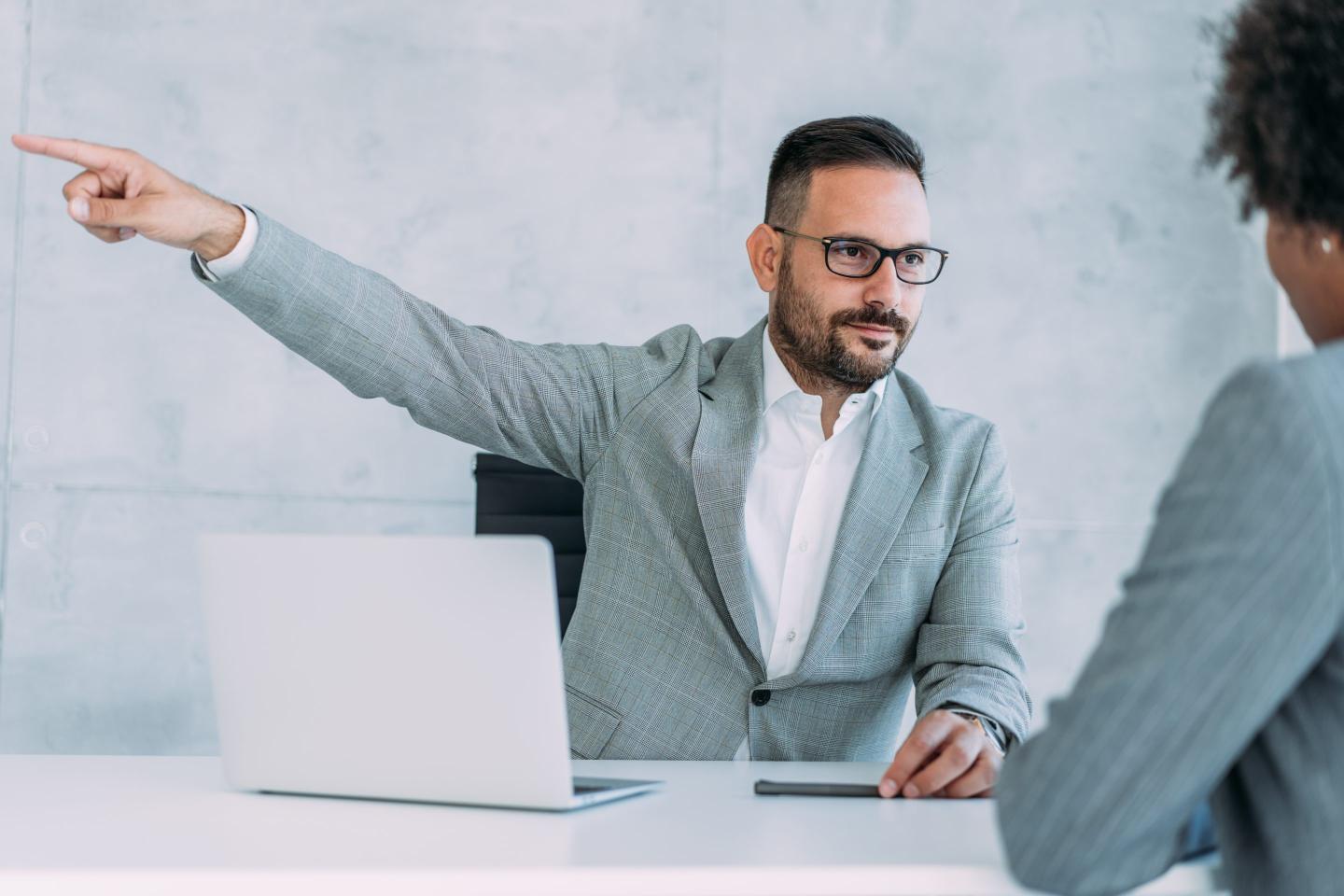Hiring manager kicking candidate out of interview.