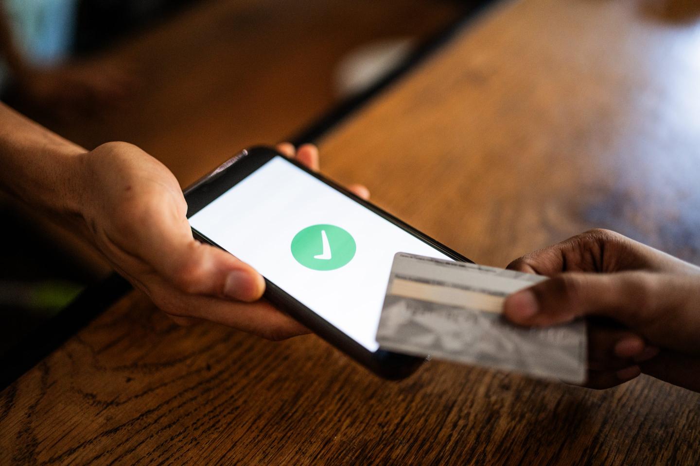 Visa is going all in on popular ‘tap to phone’ payment options