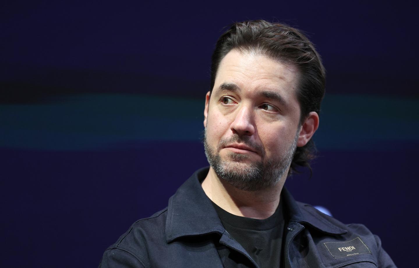 Fresh off his bid to aquire TikTok, Reddit cofounder Alexis Ohanian is teaming up with social media veteran Kevin Rose to resurrect Digg