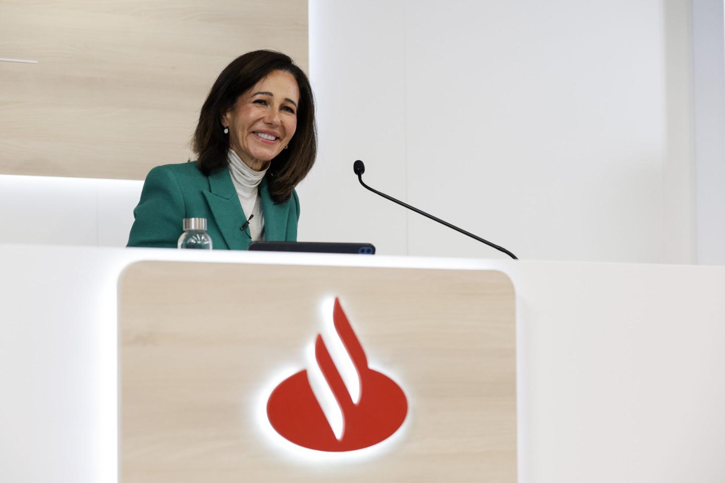 Santander hits €100 billion valuation on historic EU bank rally