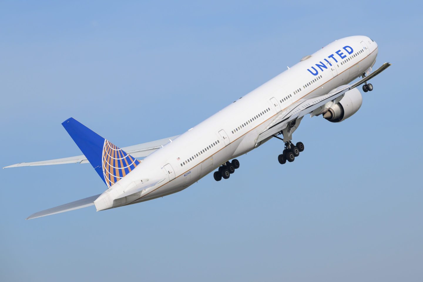 A United Airlines flight taking off