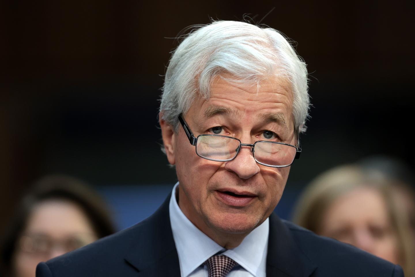 JPMorgan CEO Jamie Dimon says he will remain CEO a few more years—and promises ‘no swearing this time’ at latest town hall