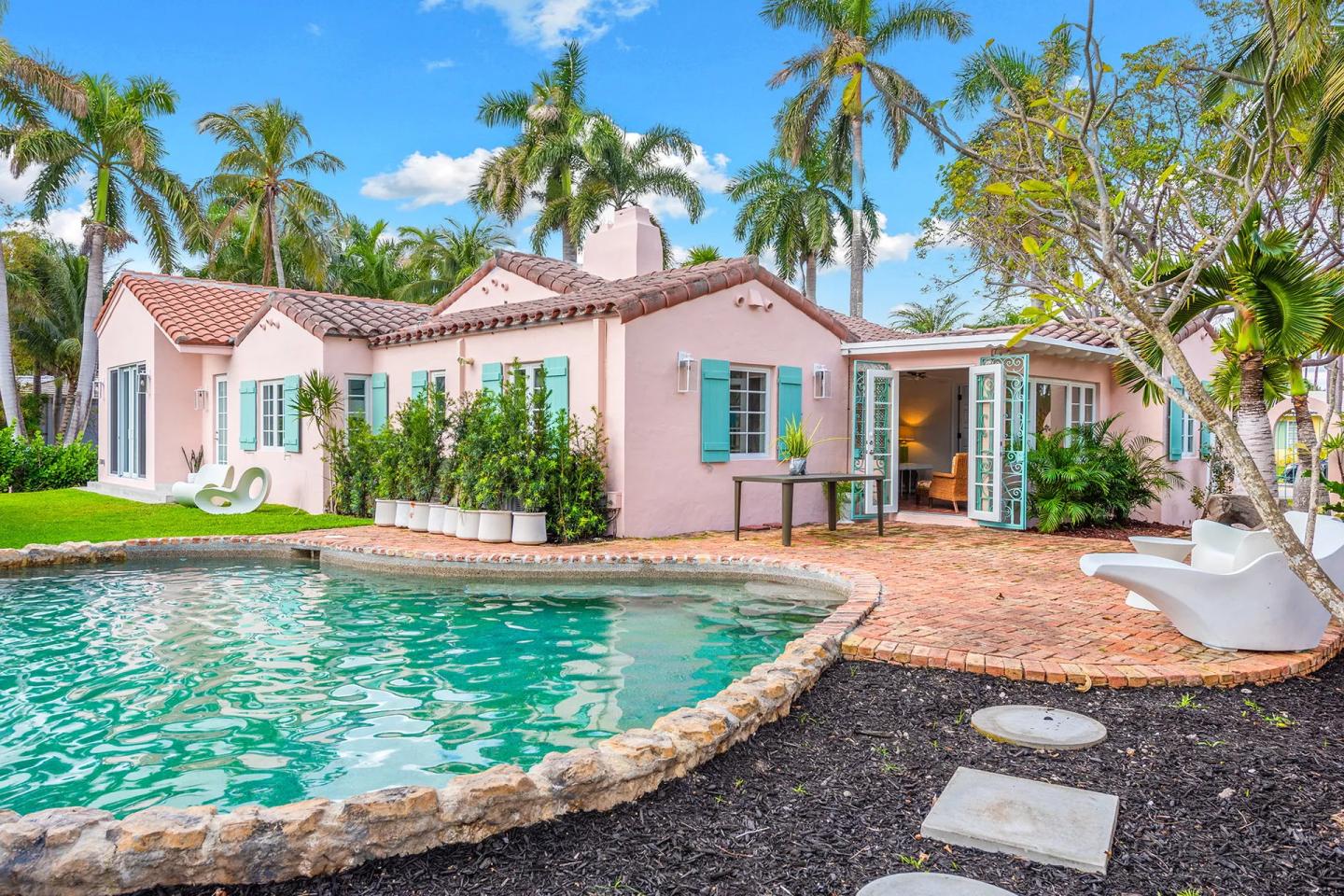 The starter home is going extinct in South Florida as more homes cost $1 million or more