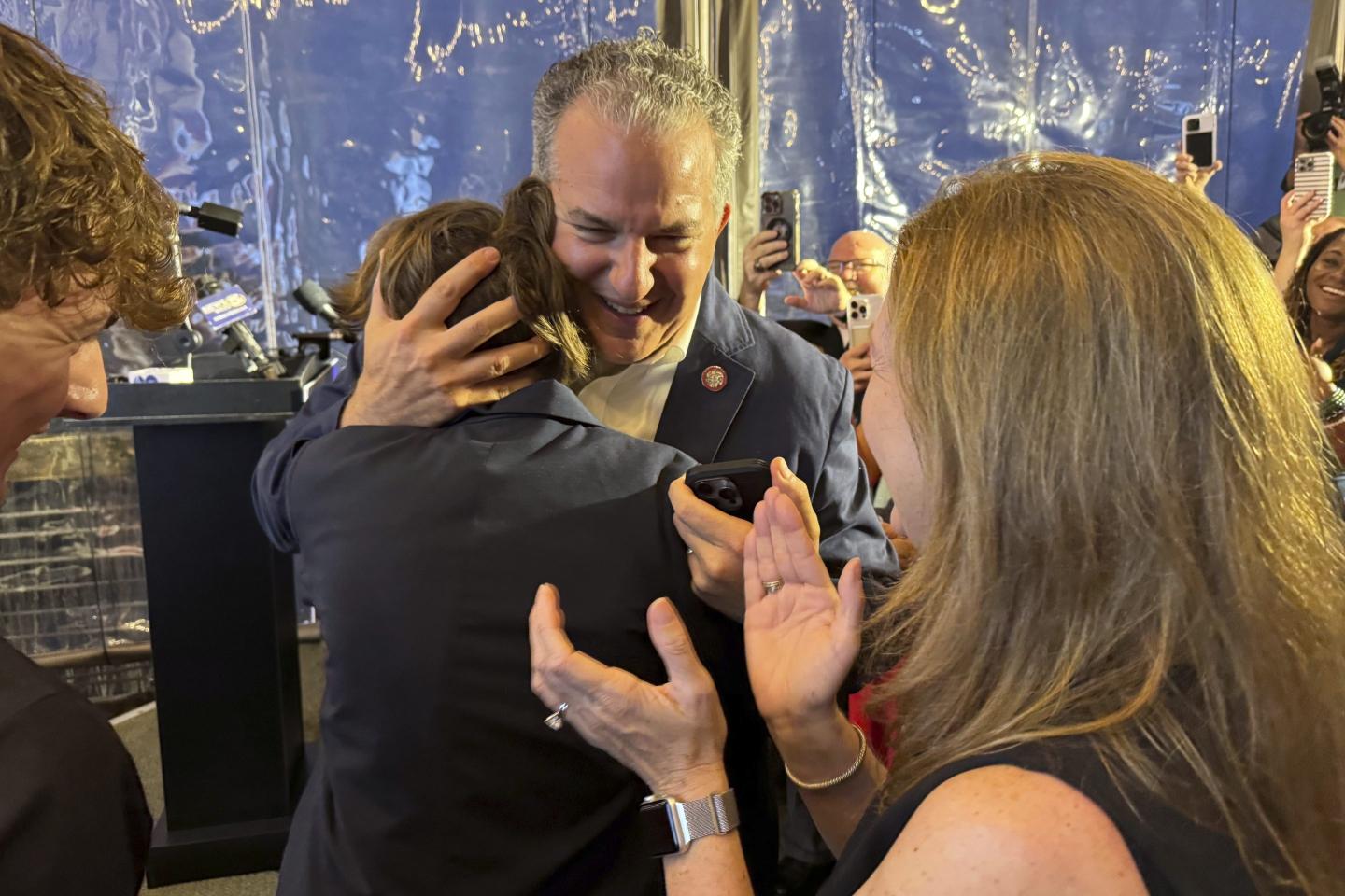 GOP wins 2 Florida special elections in Trump strongholds but by about 10 points less than in 2024