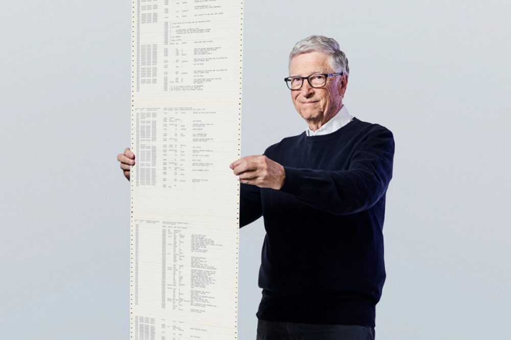 Bill Gates offers to let anyone download the first operating system he ...