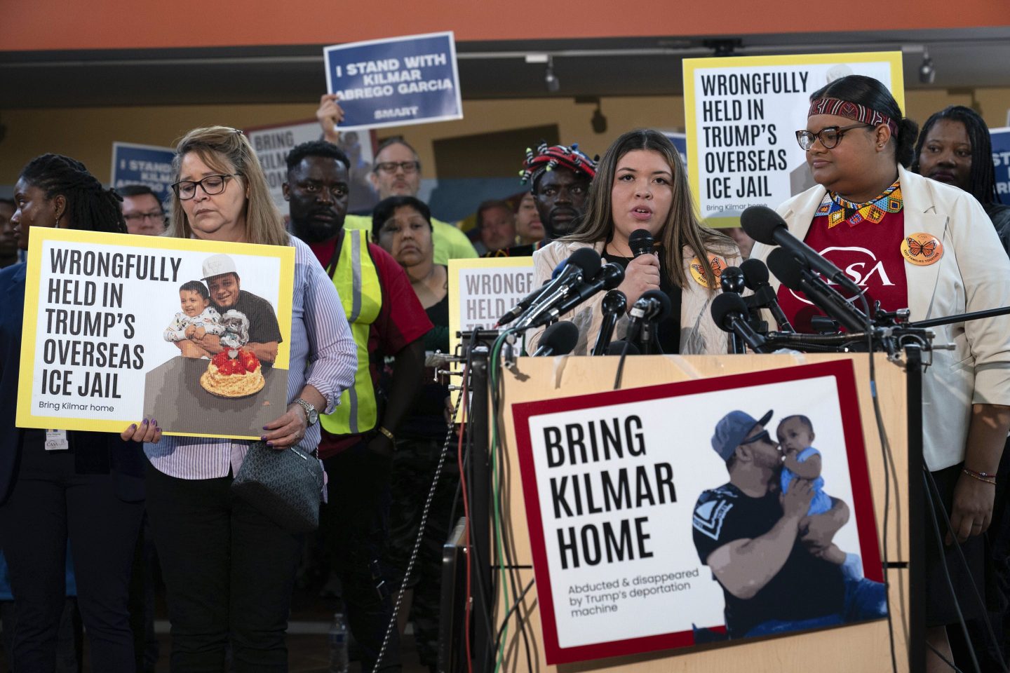 Jennifer Vasquez Sura, the wife of Kilmar Abrego Garcia of Maryland, who was mistakenly deported to El Salvador, speaks during a news conference at CASA's Multicultural Center in Hyattsville, Md., April 4, 2025.