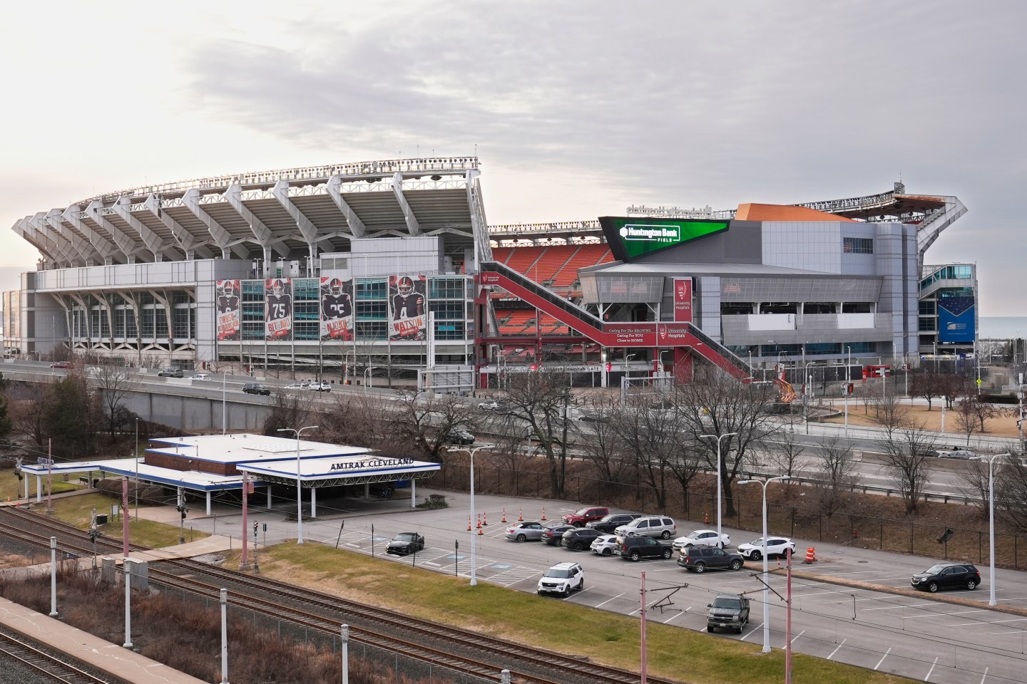 A political battle fit for the gridiron is underway in Ohio, where state Republican leaders are clashing over whether to single out the Cleveland Browns for help building a new suburban domed stadium or impose tax hikes to fund stadium.