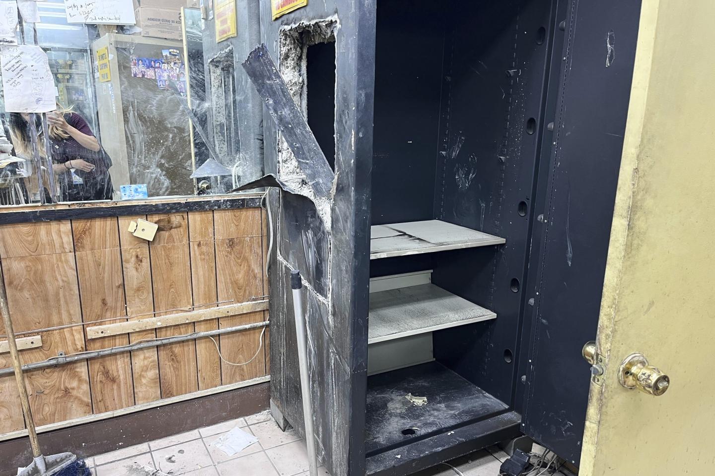 Burglars tunnel through concrete wall into LA jewelry store and steal $10 million in watches, pendants and gold chains
