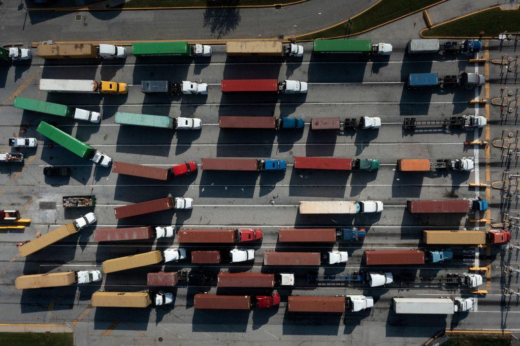 How do U.S. firms track and pay tariffs? A plain-English guide
