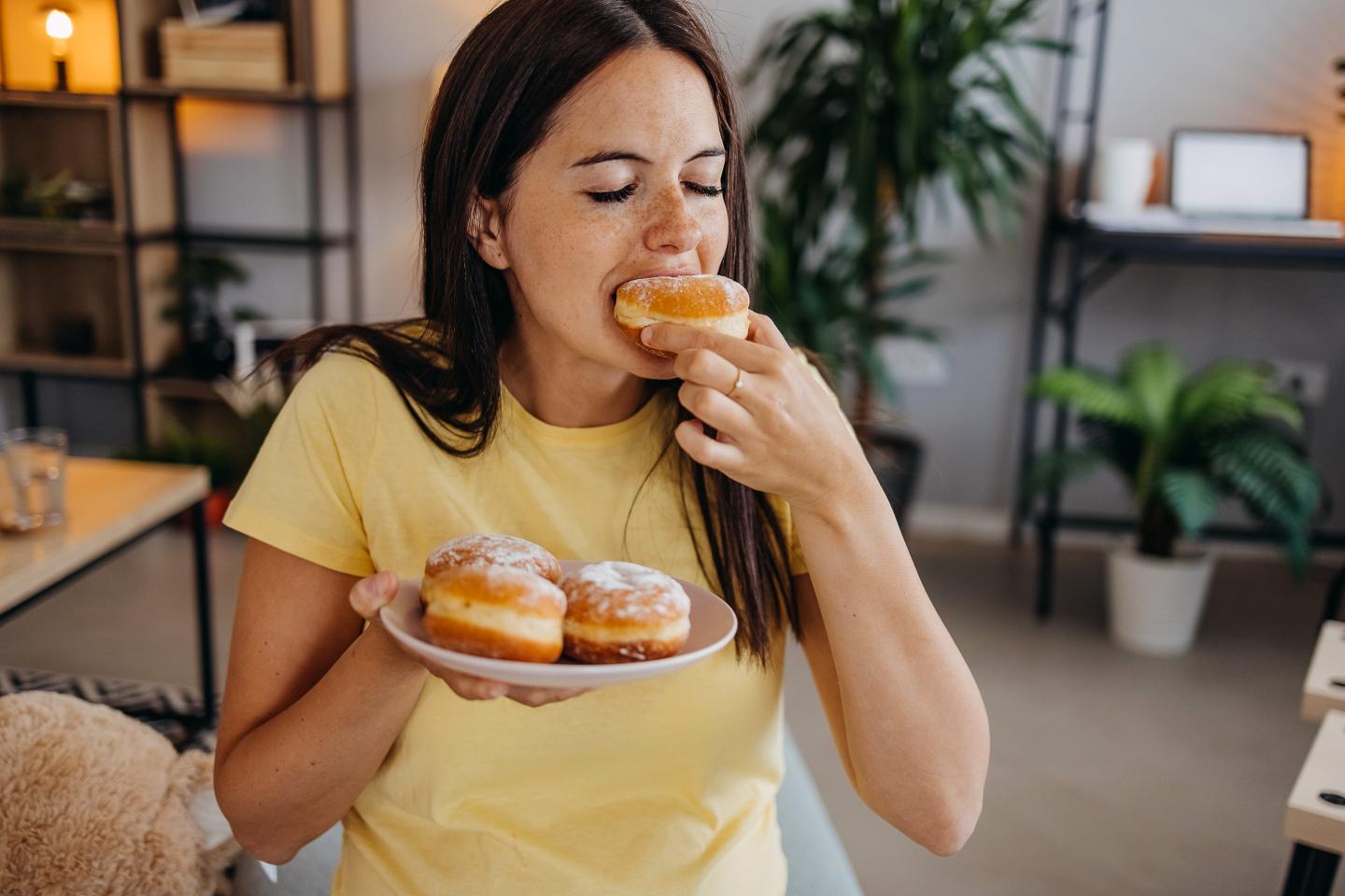 These eating habit mistakes could lead to stress and burnout. 3 changes to make