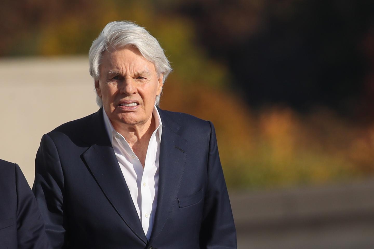 Ex-Abercrombie CEO charged with sex trafficking crimes is suffering from dementia and can’t stand trial, prosecutors and defense say