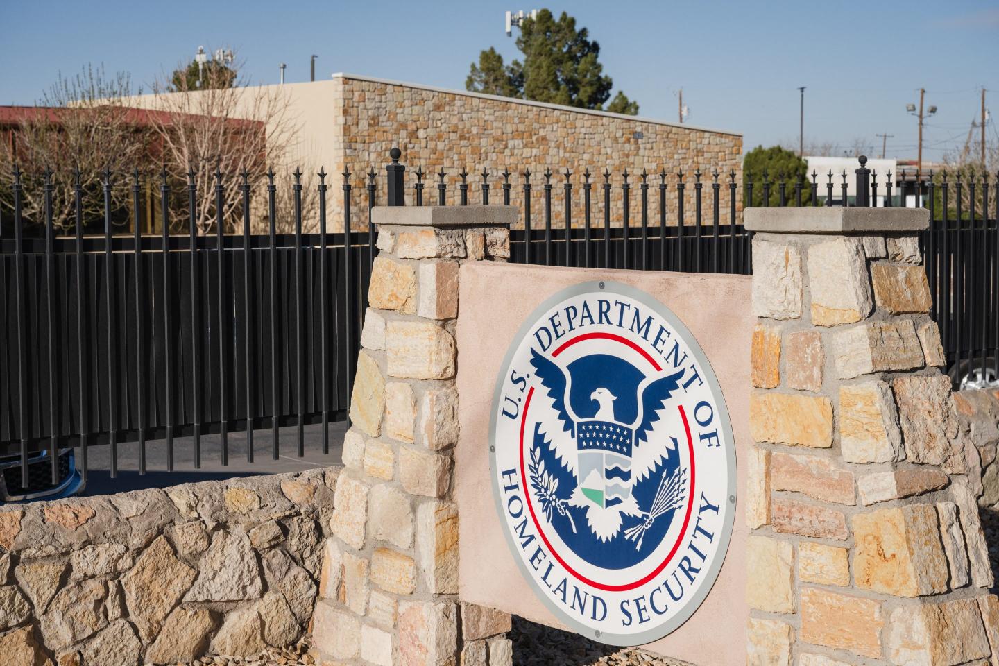 Immigration and Customs Enforcement's (ICE) El Paso Processing Center