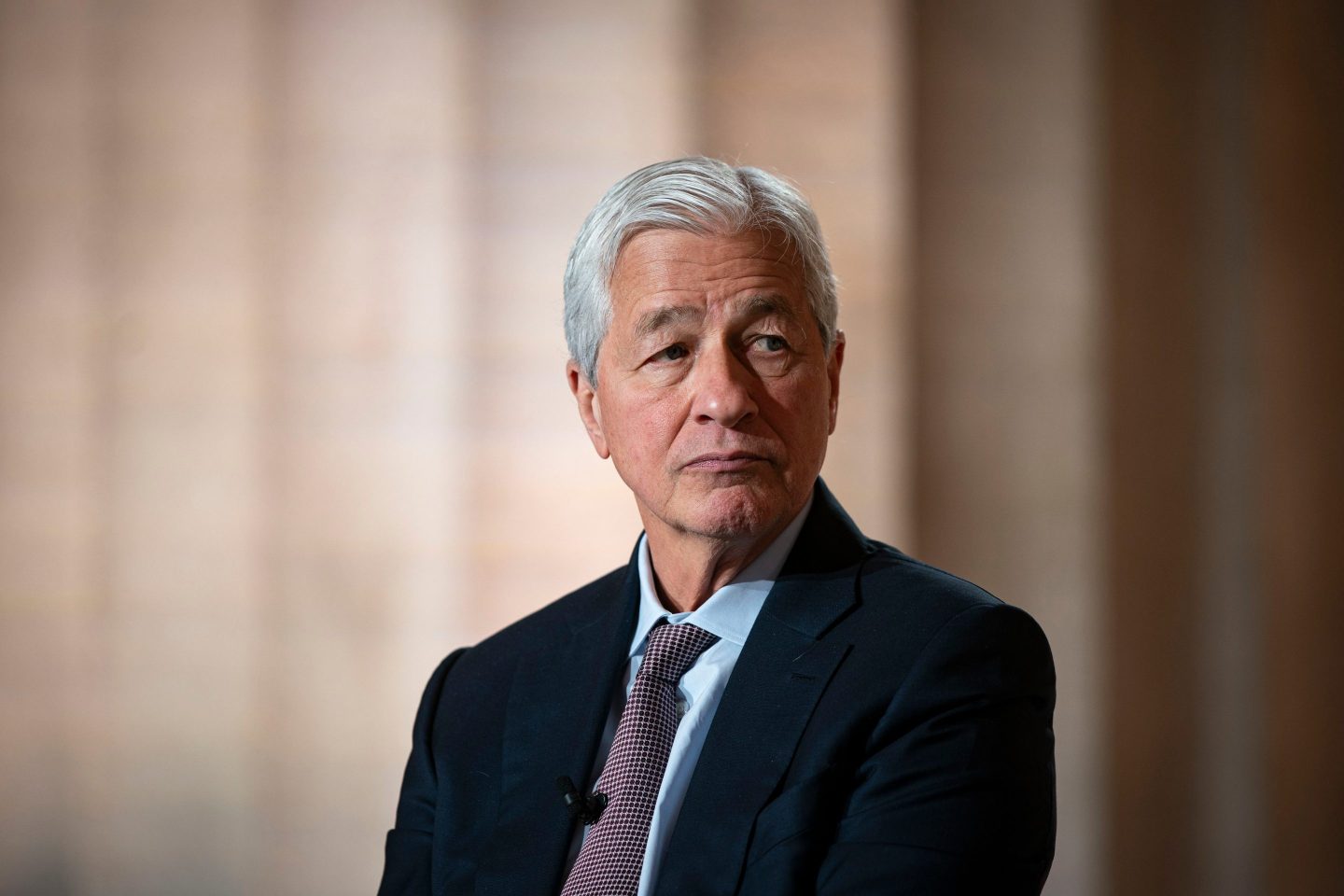 Jamie Dimon, chief executive officer of JPMorgan Chase, seems to have rethought Trump's tariff plan.