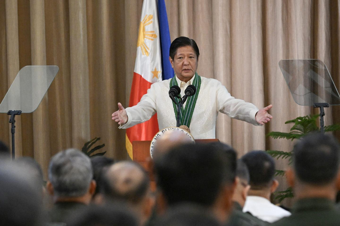 The Philippines says it’ll ‘act fast and take advantage’ of its ‘advantageous position’ in a post-Trump tariff world