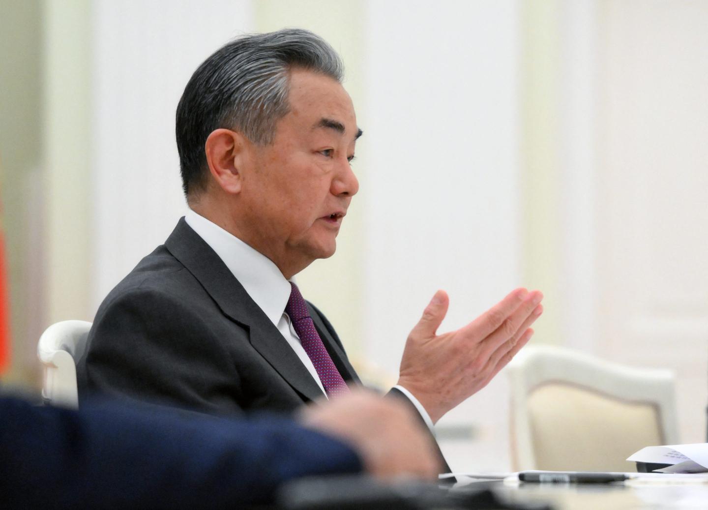 China ties U.S. talks to tariff removal as stalemate deepens