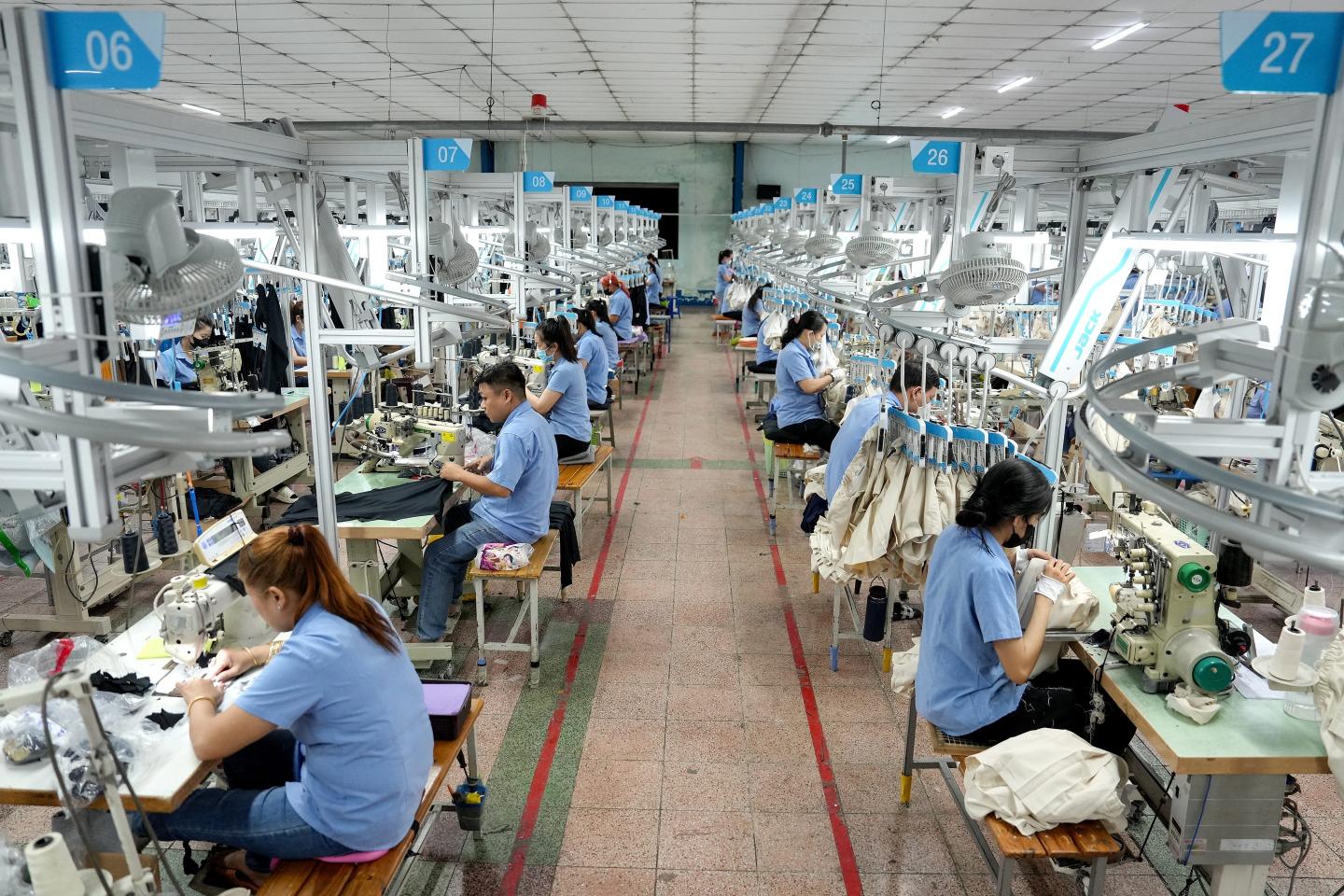 Vietnam offers to remove all tariffs on US after Trump action