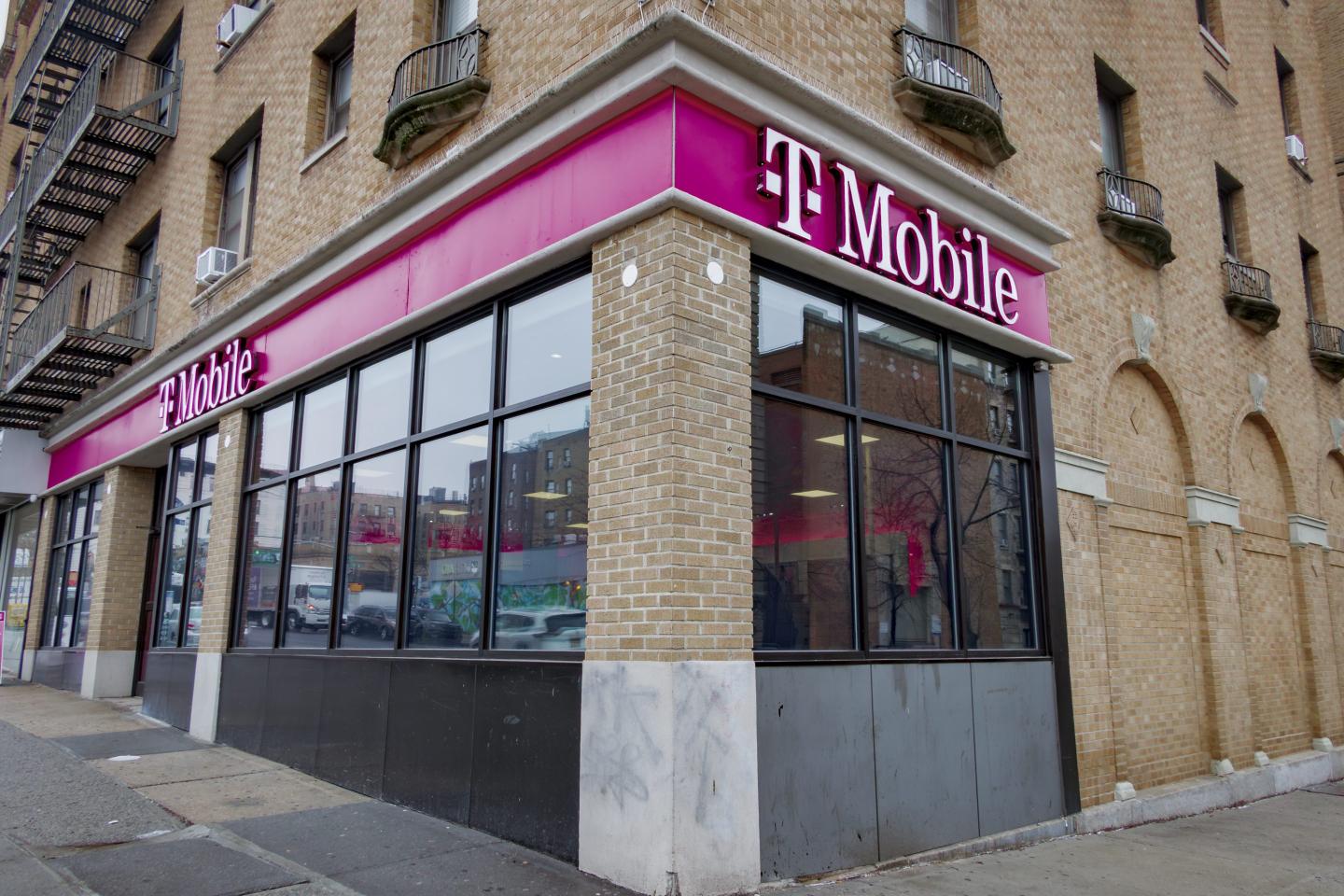 T-Mobile is introducing a 5-year price guarantee