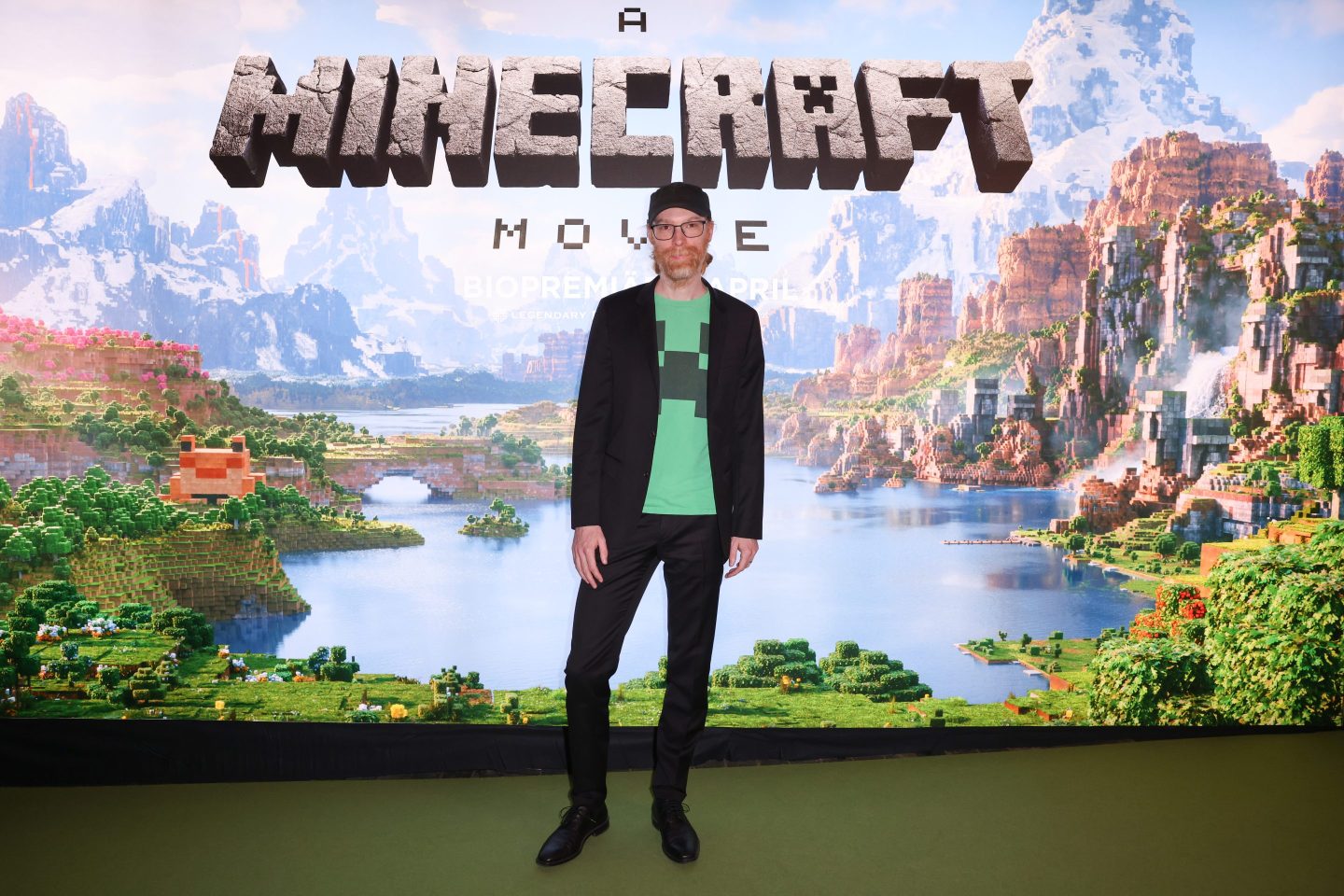 Jens Bergensten in front of a Minecraft backdrop