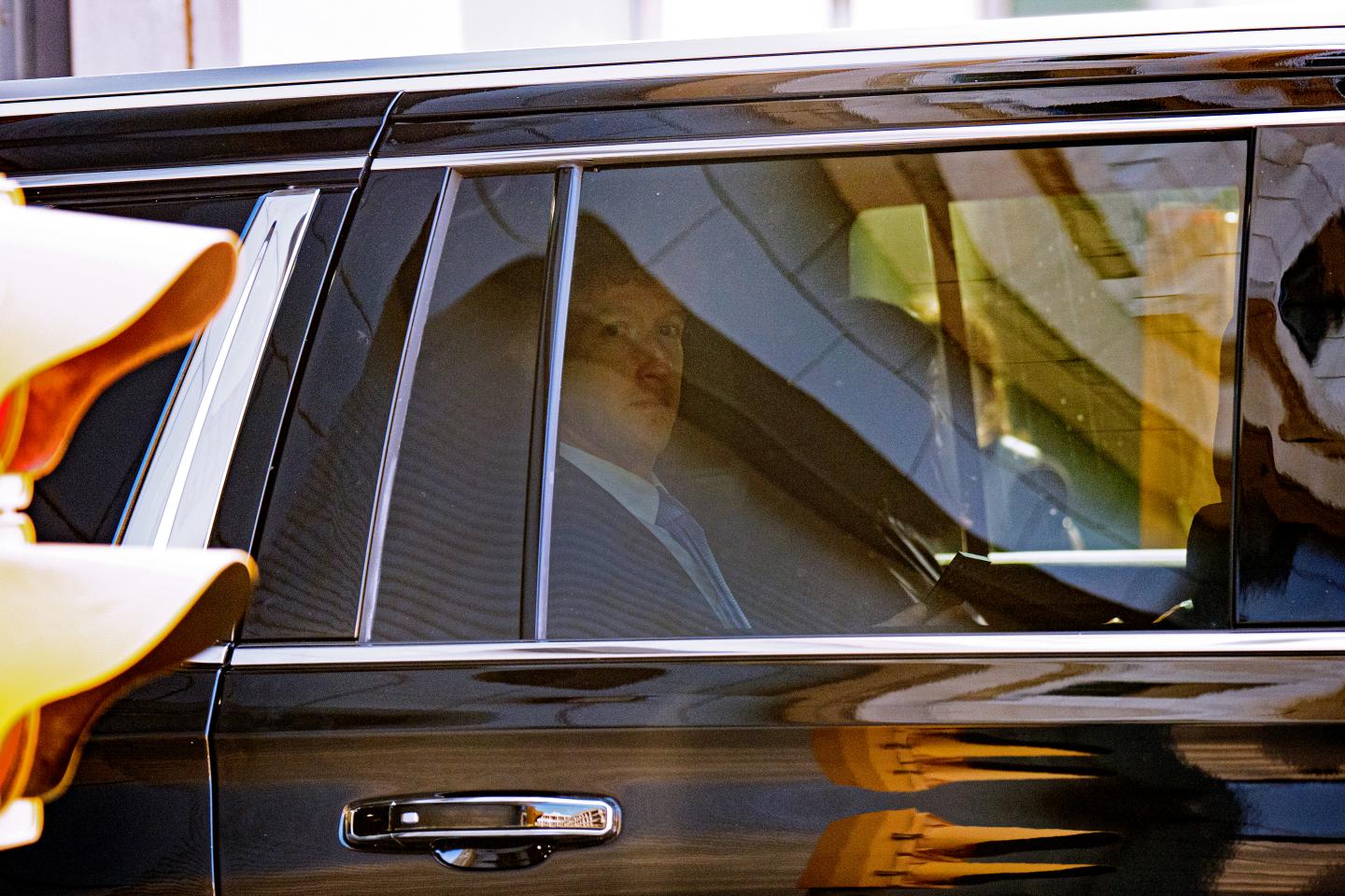 Mark Zuckerberg departs a court house