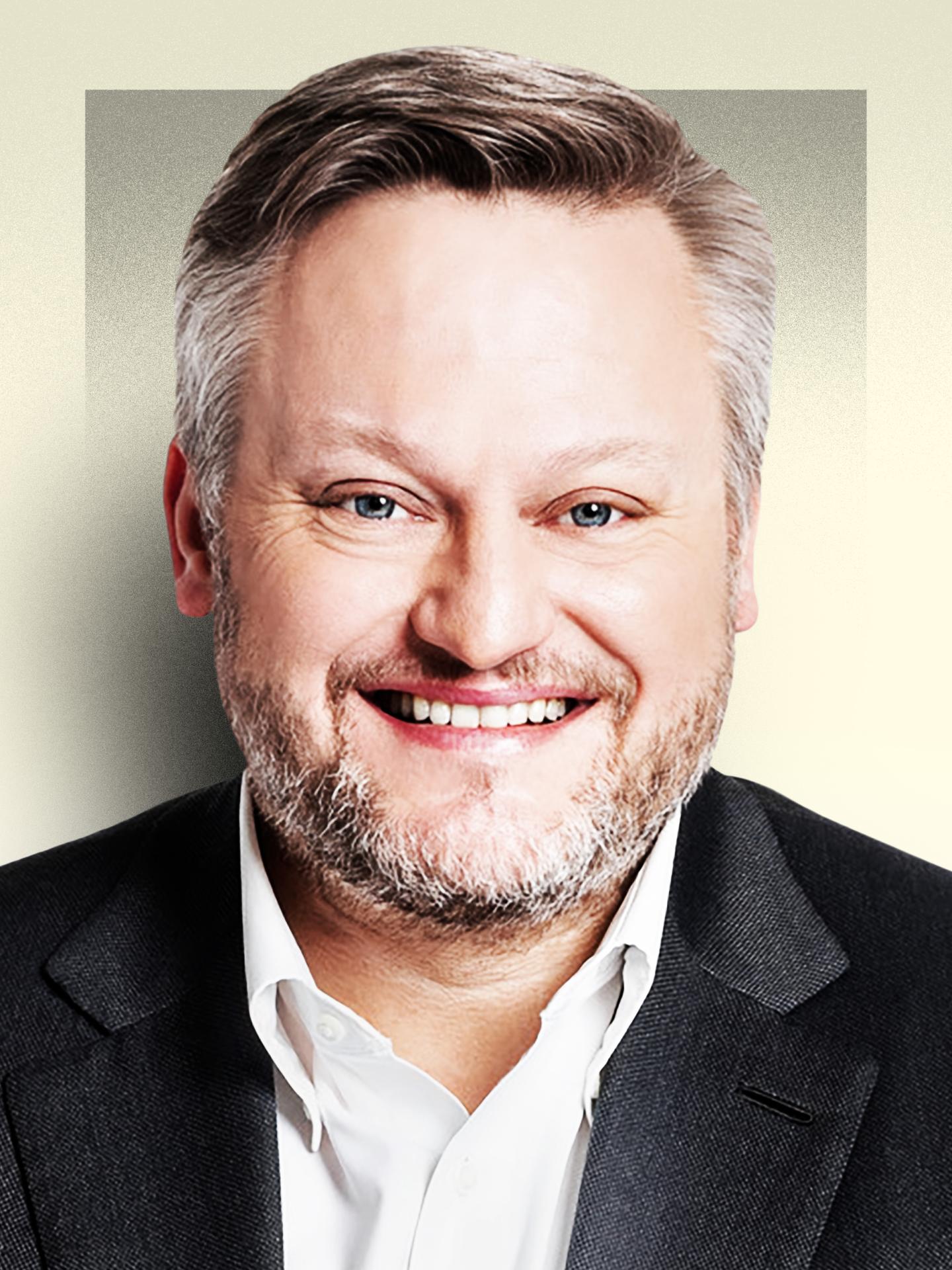 Fortune 500 CEO Interview portrait of Murray Auchincloss