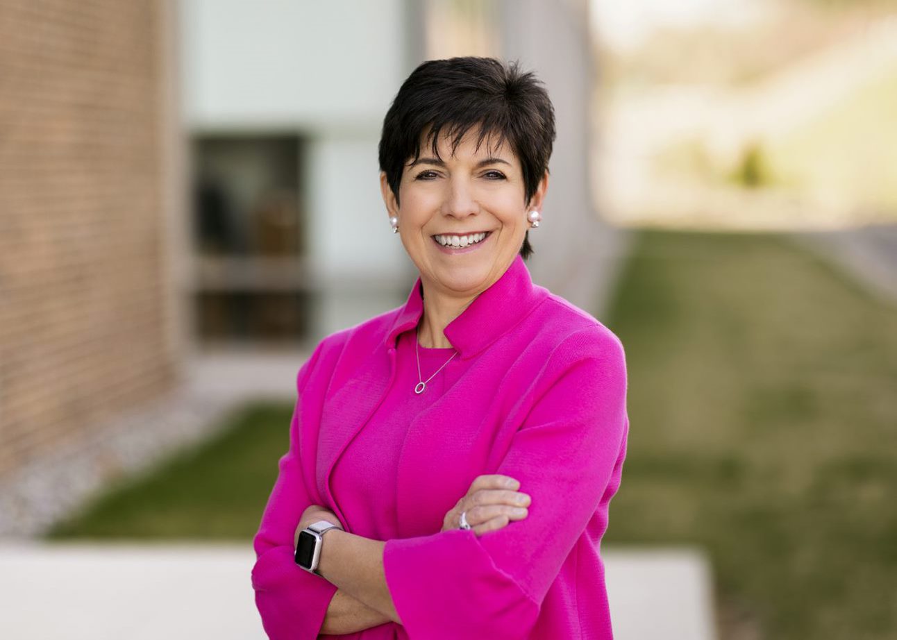 A headshot of Susan LaMonica, the CHRO of Citizens Bank.
