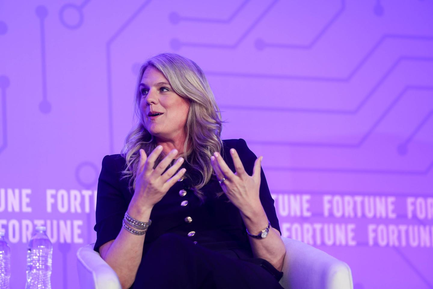 This Moderna leader uses AI to resolve conflict on the executive team—all before it even happens 