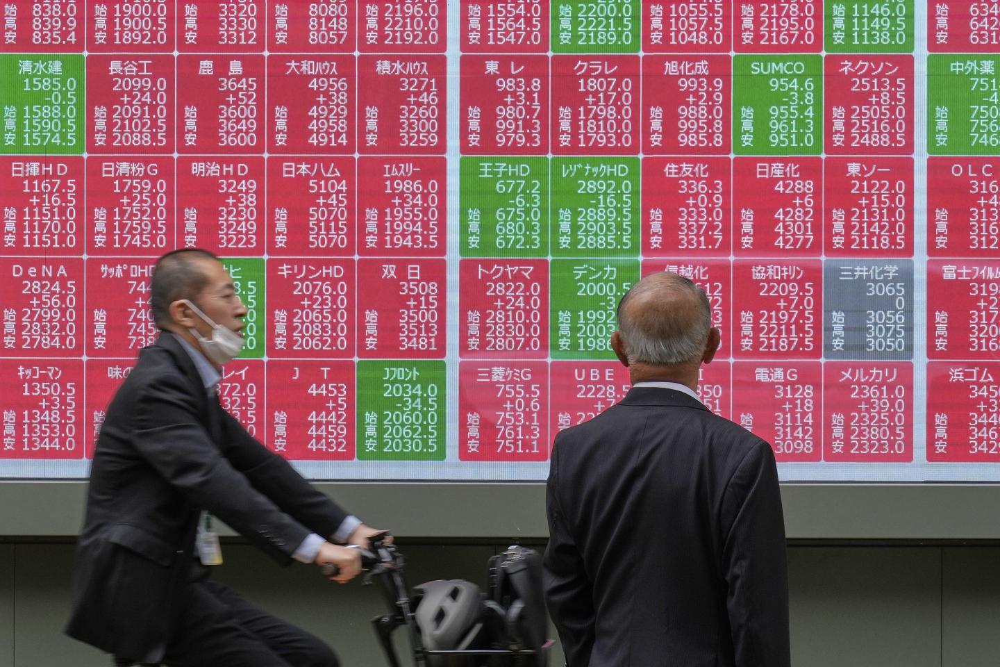 European markets surge on Trump call to delay 50% EU tariffs until July 9