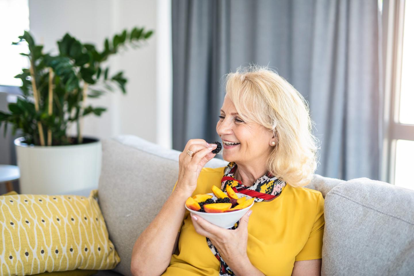Eating these carbs can help boost healthy aging, according to a 30-year study