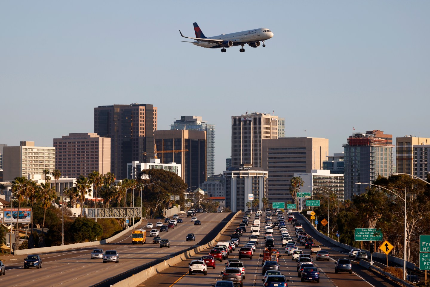 Business travel to the U.S. fell 9% in April as companies and workers grappled with economic uncertainty.