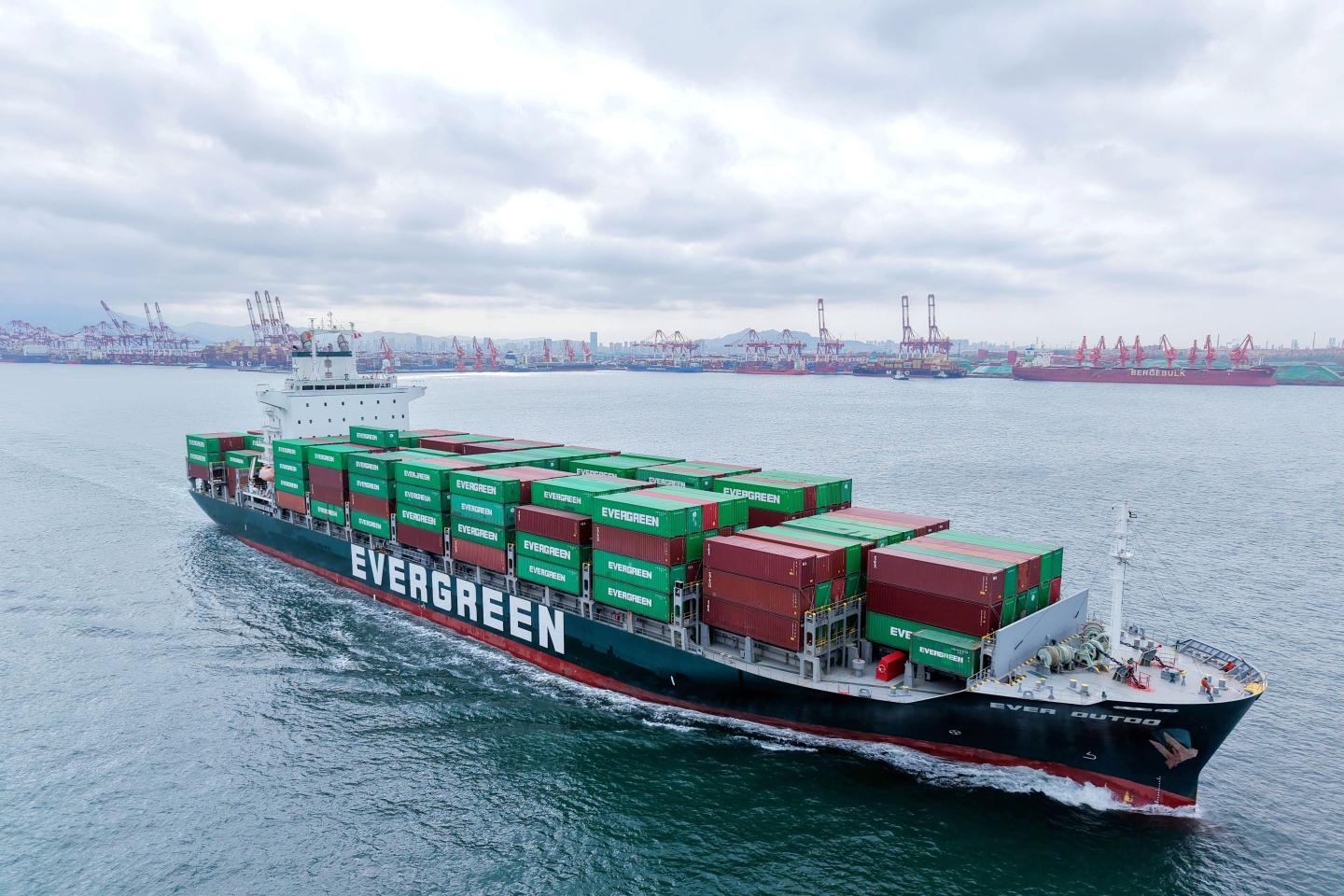 A cargo ship carrying foreign trade containers in China