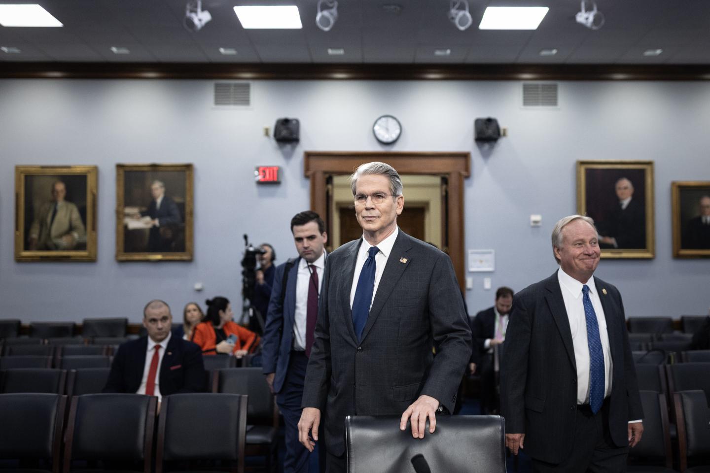 Trade talk between the U.S. and China is boosting markets, but investors are really waiting for Fed Chair Powell to speak