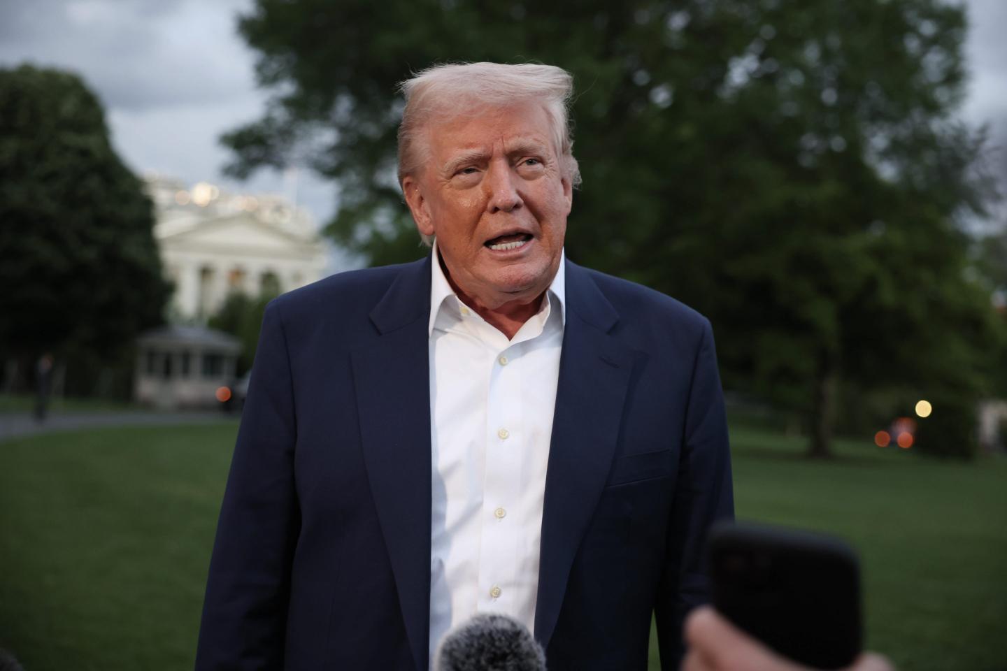 Trump seeks to match US drug costs with cheaper ones abroad