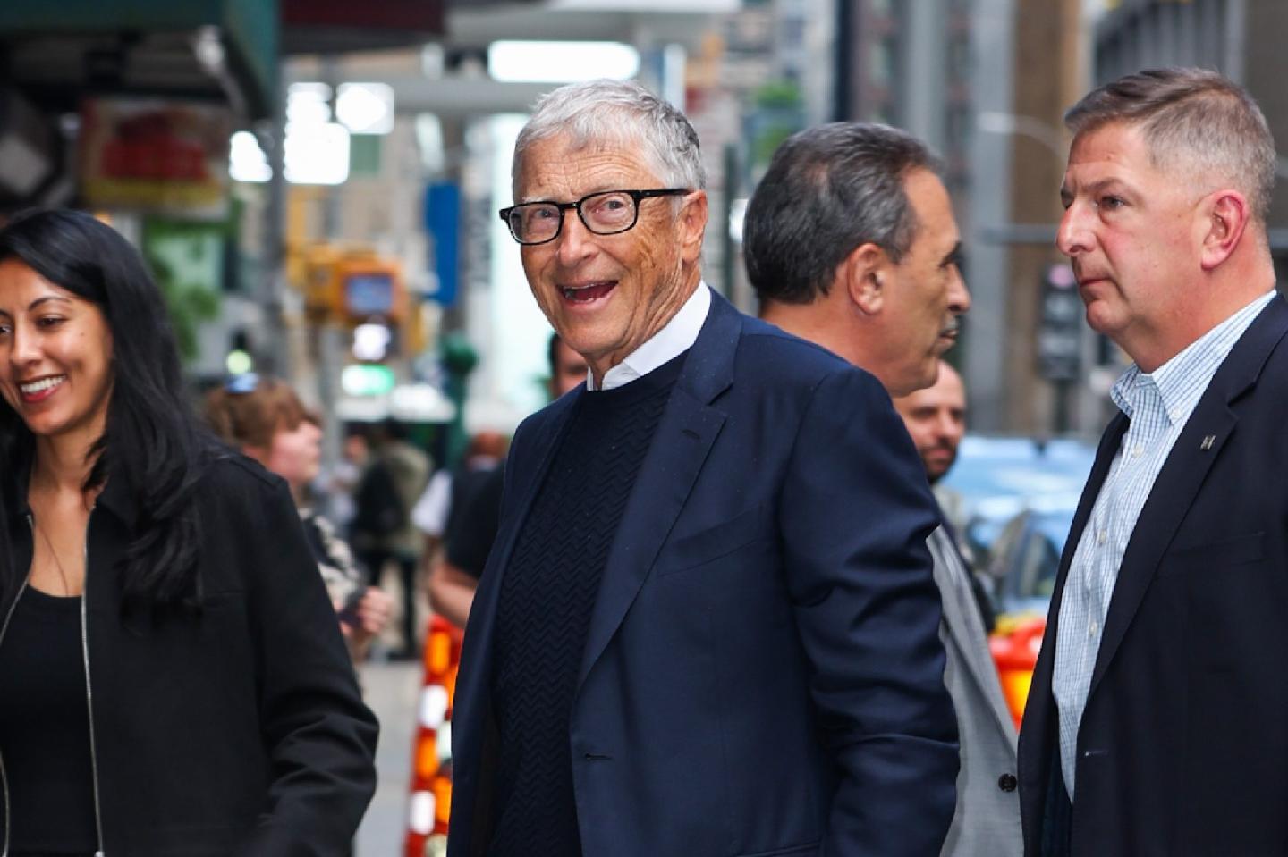 The philanthropy world weighs in on Bill Gates’ $200 billion bet on global health: ‘People will be watching this as an example’
