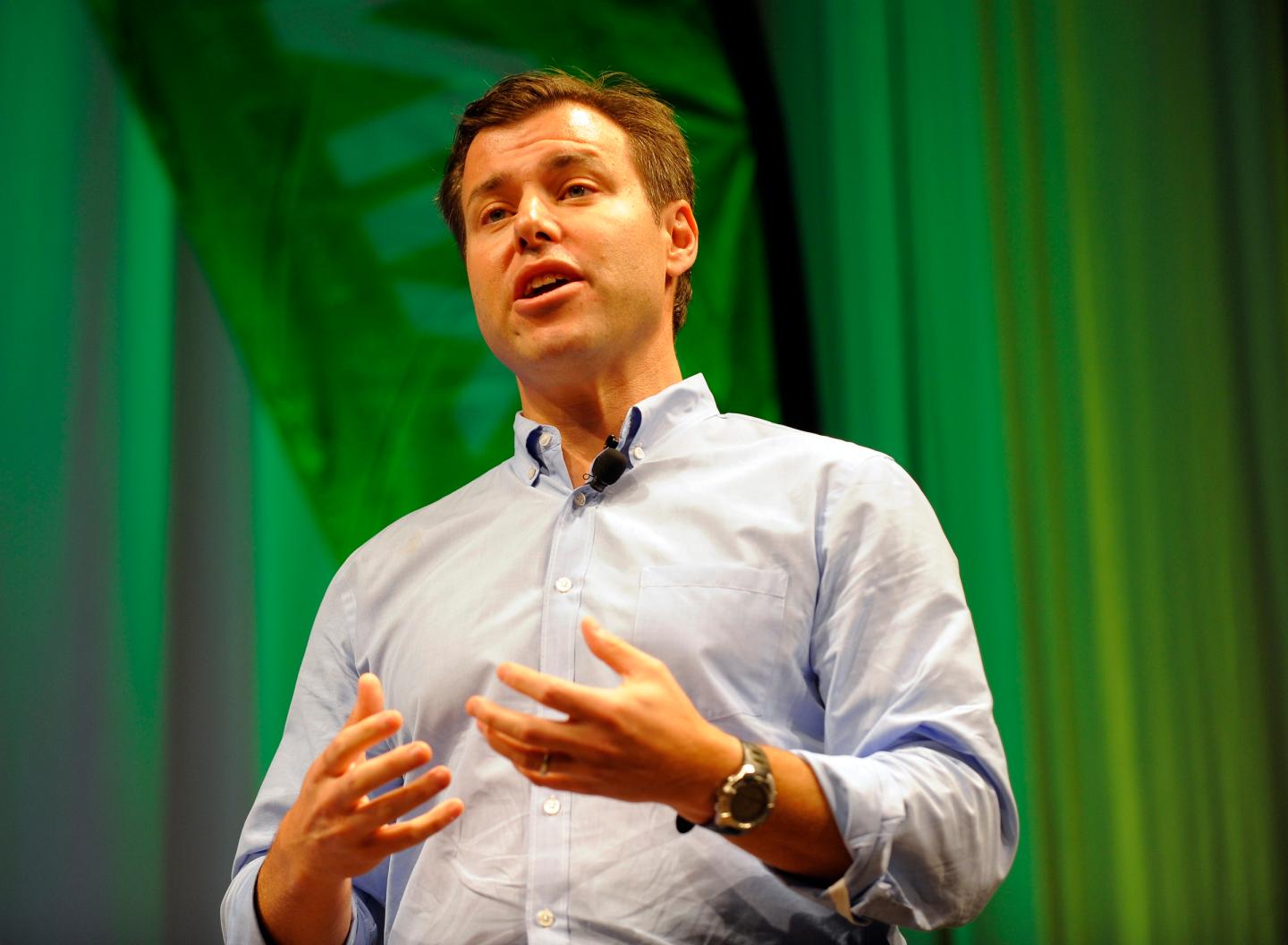 Rob Katz speaks on stage.
