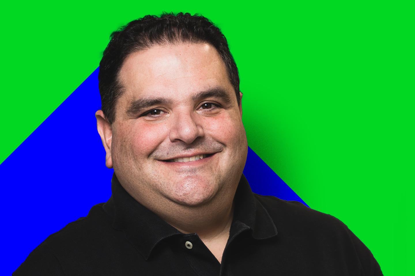 Like Tim Cook and Gen Z, AEG’s top exec eats the same lunch most days and wears the same outfit on repeat