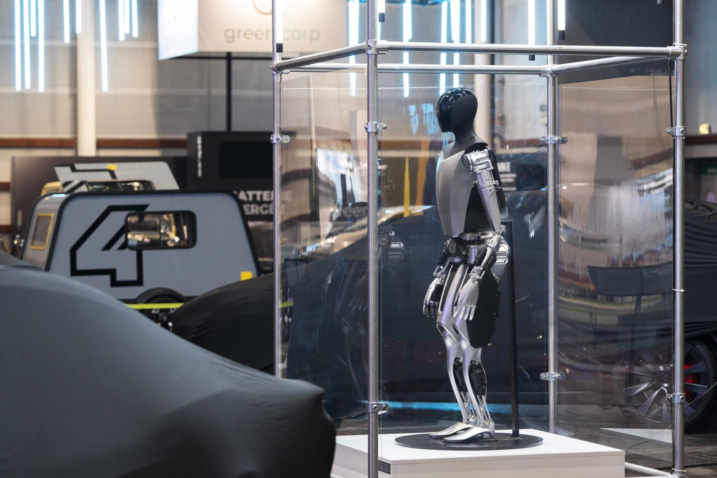 A Tesla Inc. Optimus robot, also known as the Tesla Bot, at the Paris Motor Show in Paris, France, on Tuesday, Oct. 15, 2024.