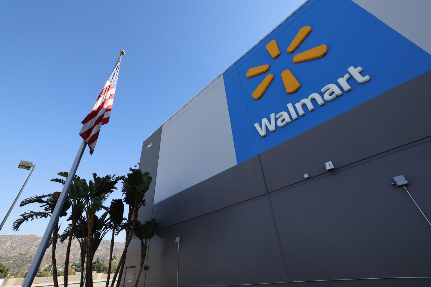 Exterior view of the Walmart Supercenter in Burbank