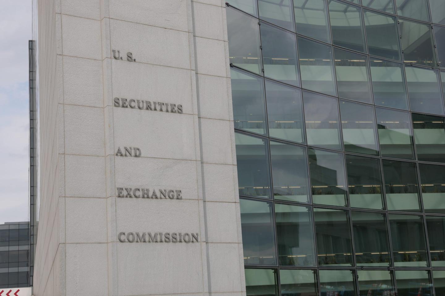 Two Workers at Filing Agent to SEC Edgar Get Insider Charges