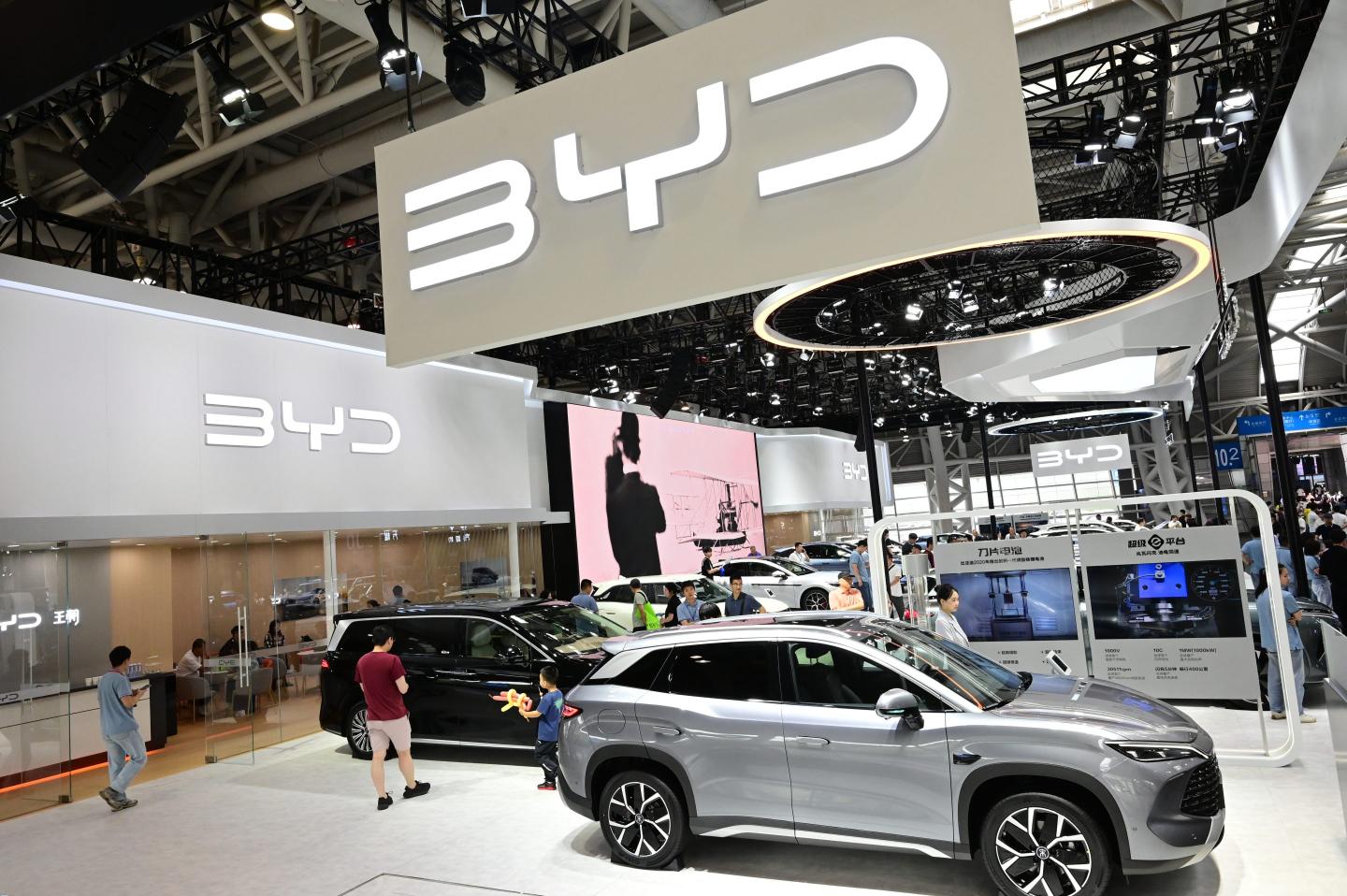 BYD vows timely supplier payments as China scrutinizes automakers