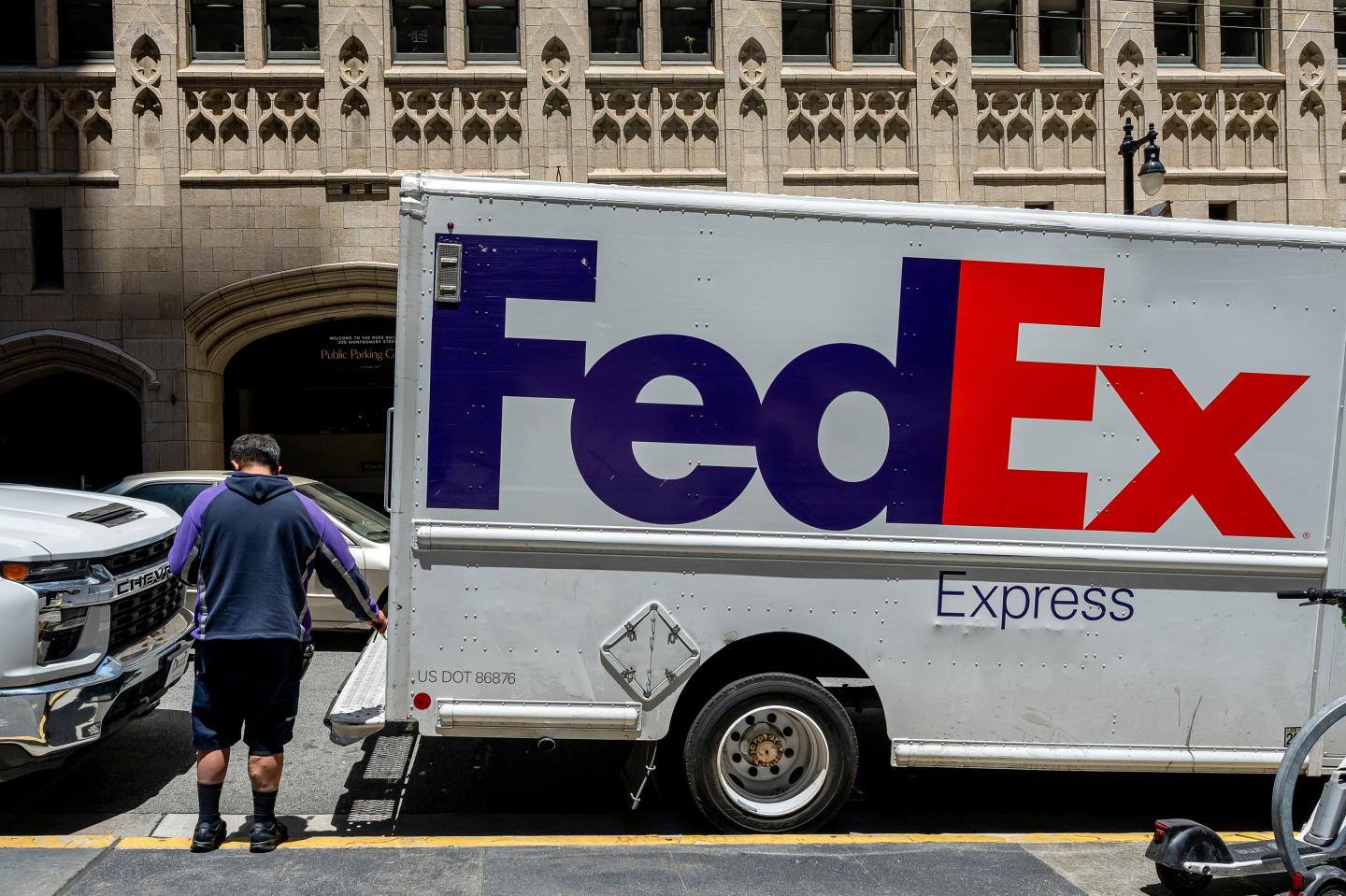 FedEx warns of pain ahead with tariffs weighing on demand