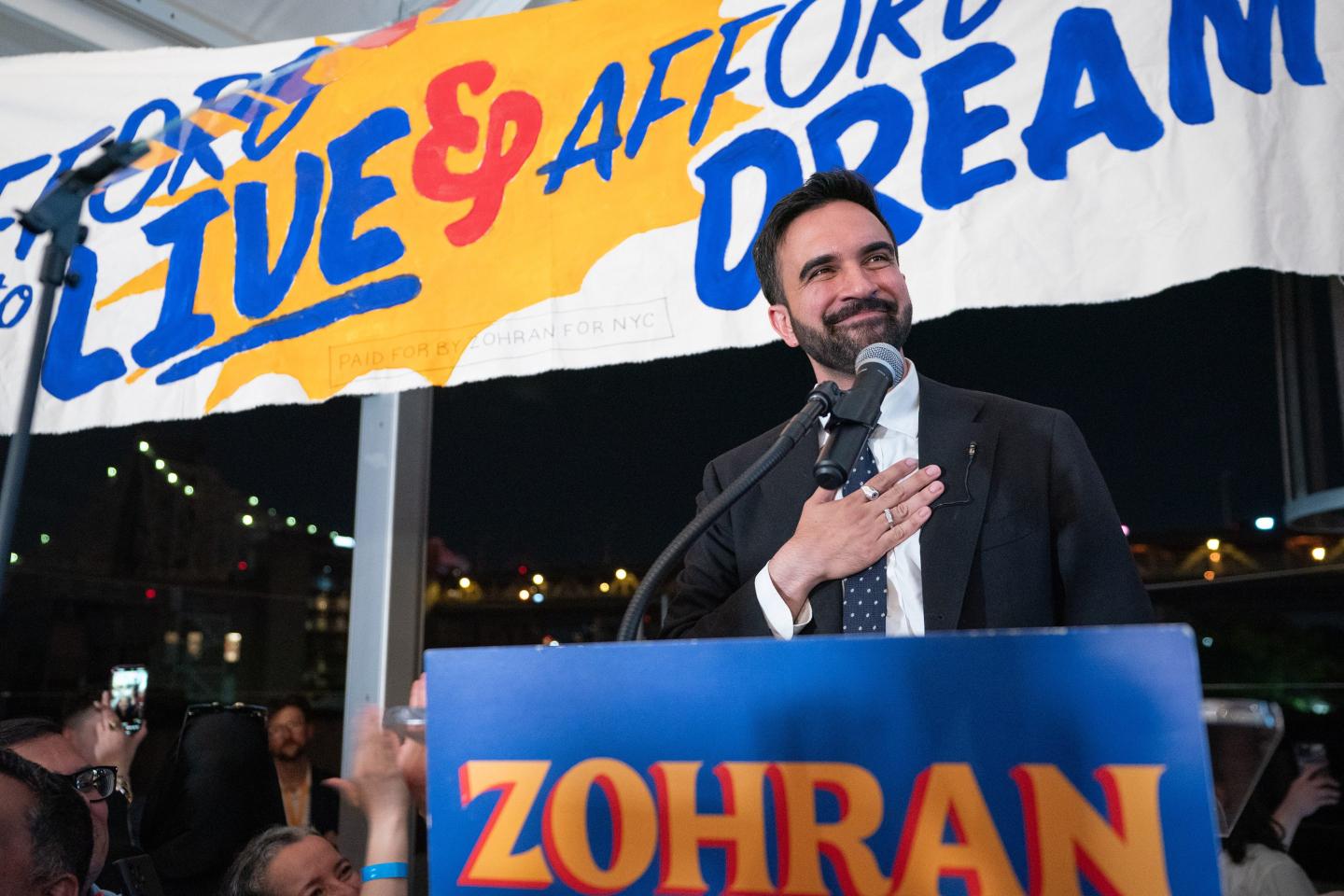 Business leaders are threatening to leave New York City amid the unlikely ascension of Zohran Mamdani. This scenario has played out before—here’s what happened
